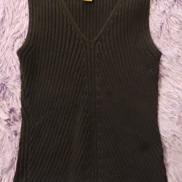 cotton ginny Tops Cotton Ginny L Sleeveless Sweater Top Poshmark